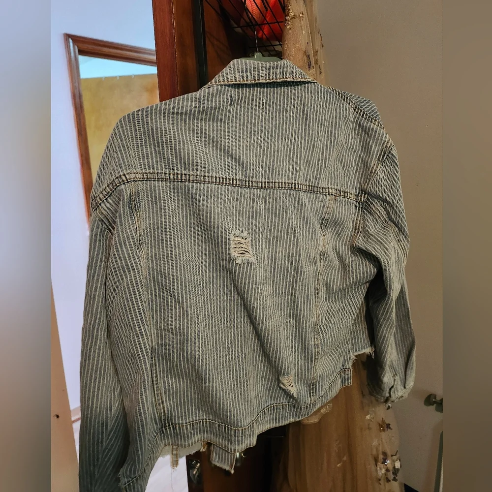 Jean Jacket - Picture 2 of 3